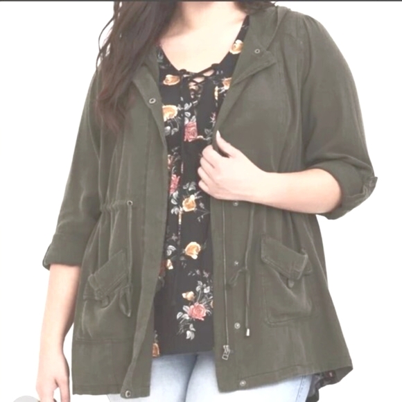 Torrid Olive Green Anorak Hooded Zip Front lightweight Jacket, size 3x - Picture 1 of 12